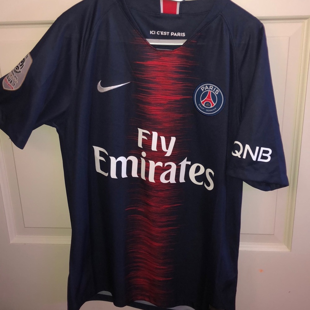 Paris Saint-Germain (PSG) 2018-19 home kit
